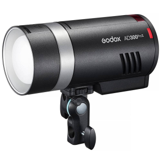 Godox AD300Pro II TTL HSS bateriový blesk 300Ws Godox AD300Pro II TTL HSS bateriový blesk 300Ws